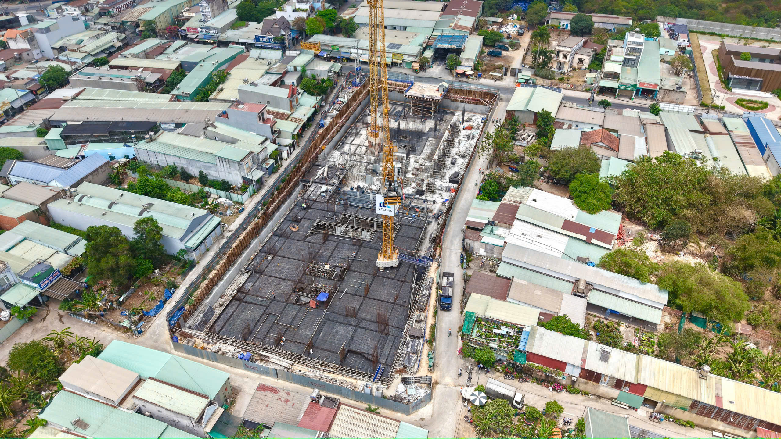 Tiến độ Fenica Dĩ An